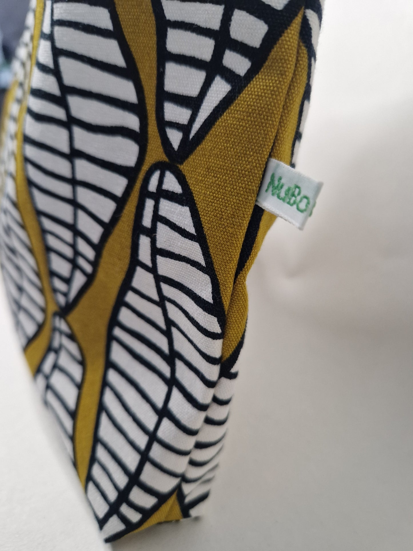 Medium Pouch