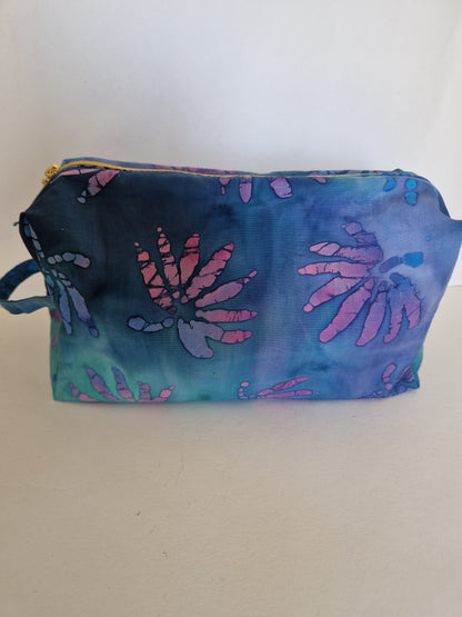 Zipped Washbag