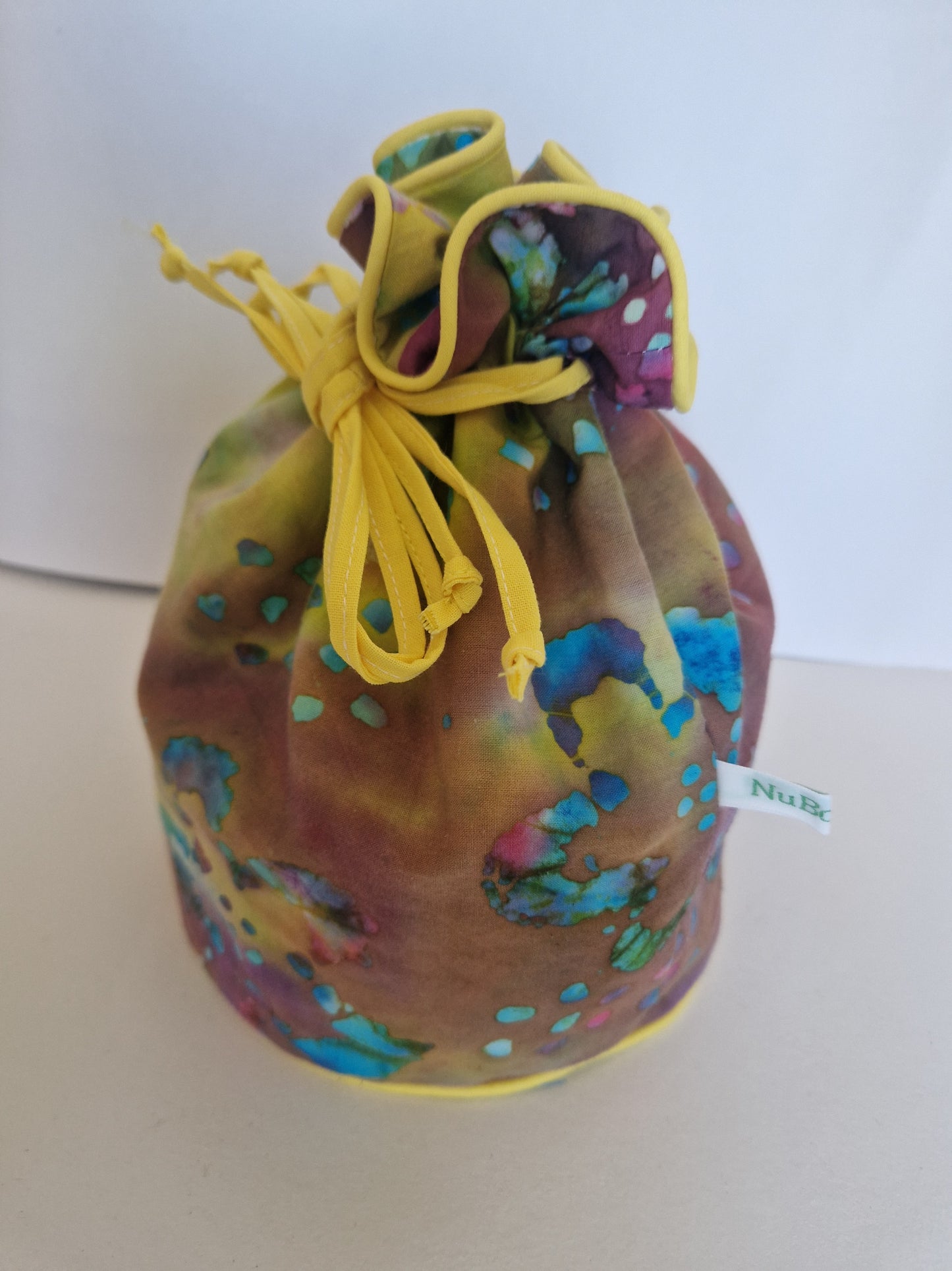 Drawstring wash bag - Multi