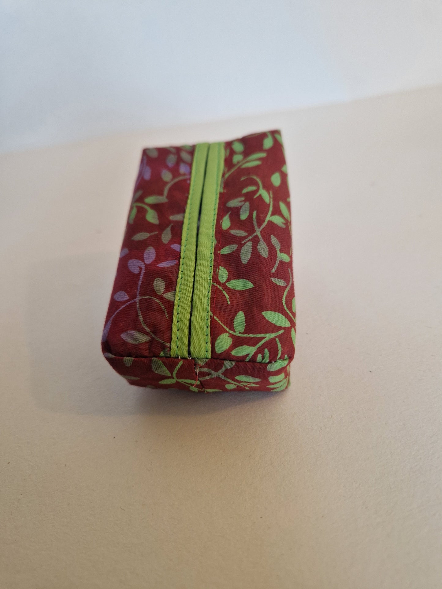 Tissue packet holder