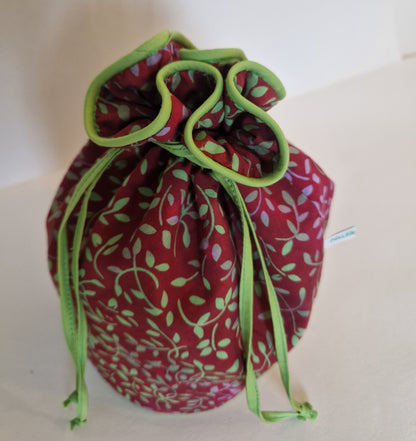 Drawstring Washbag – Red Batik