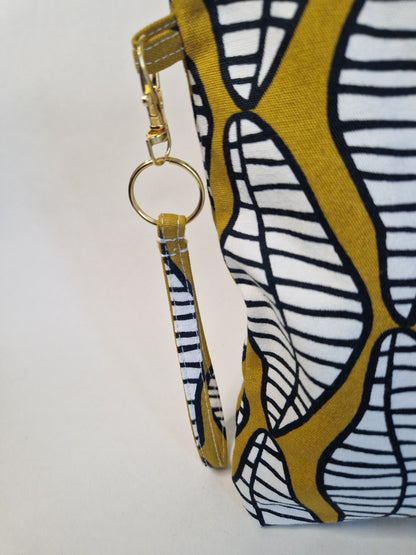 Medium Pouch
