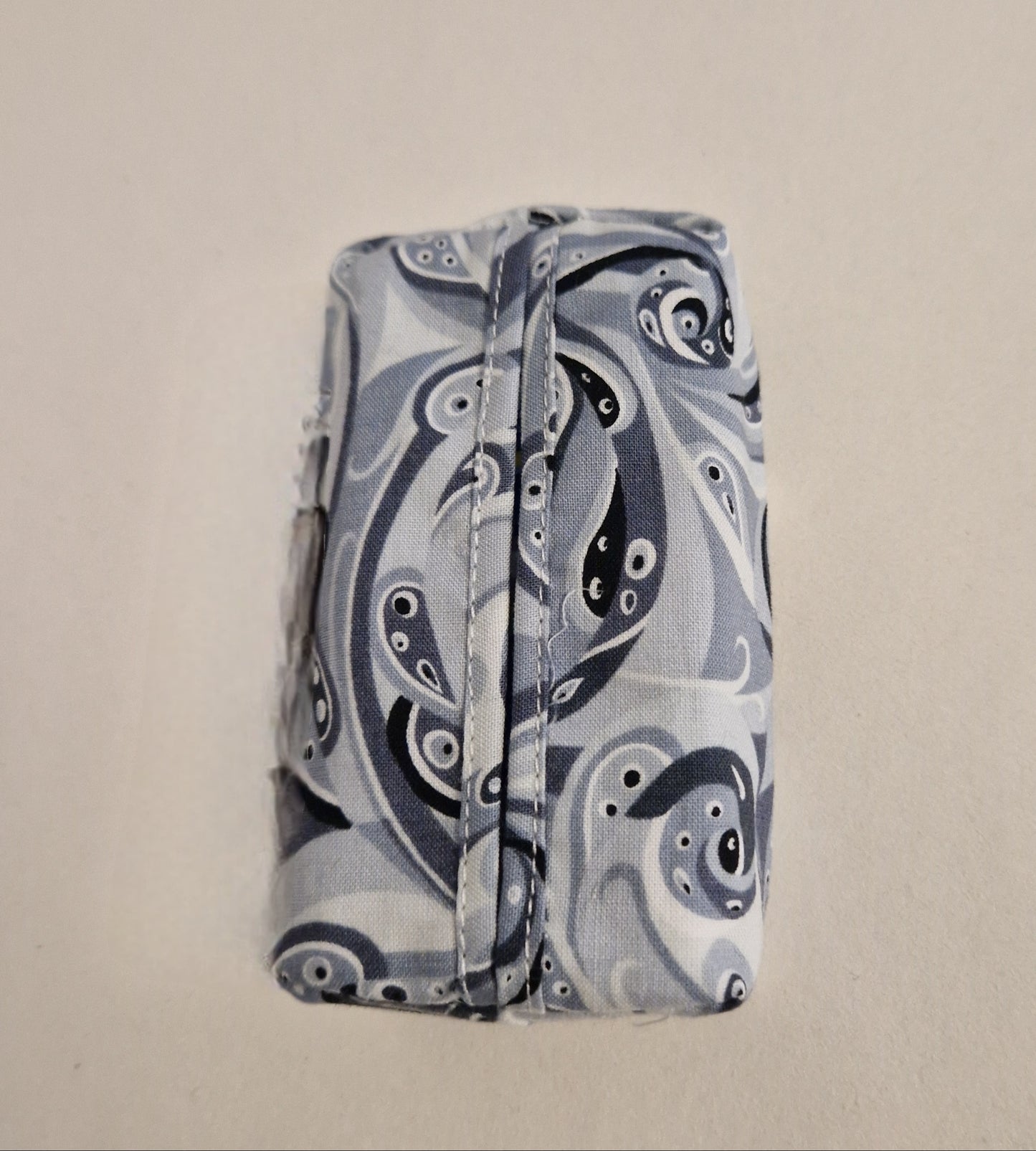 Tissue Holders - Pairs