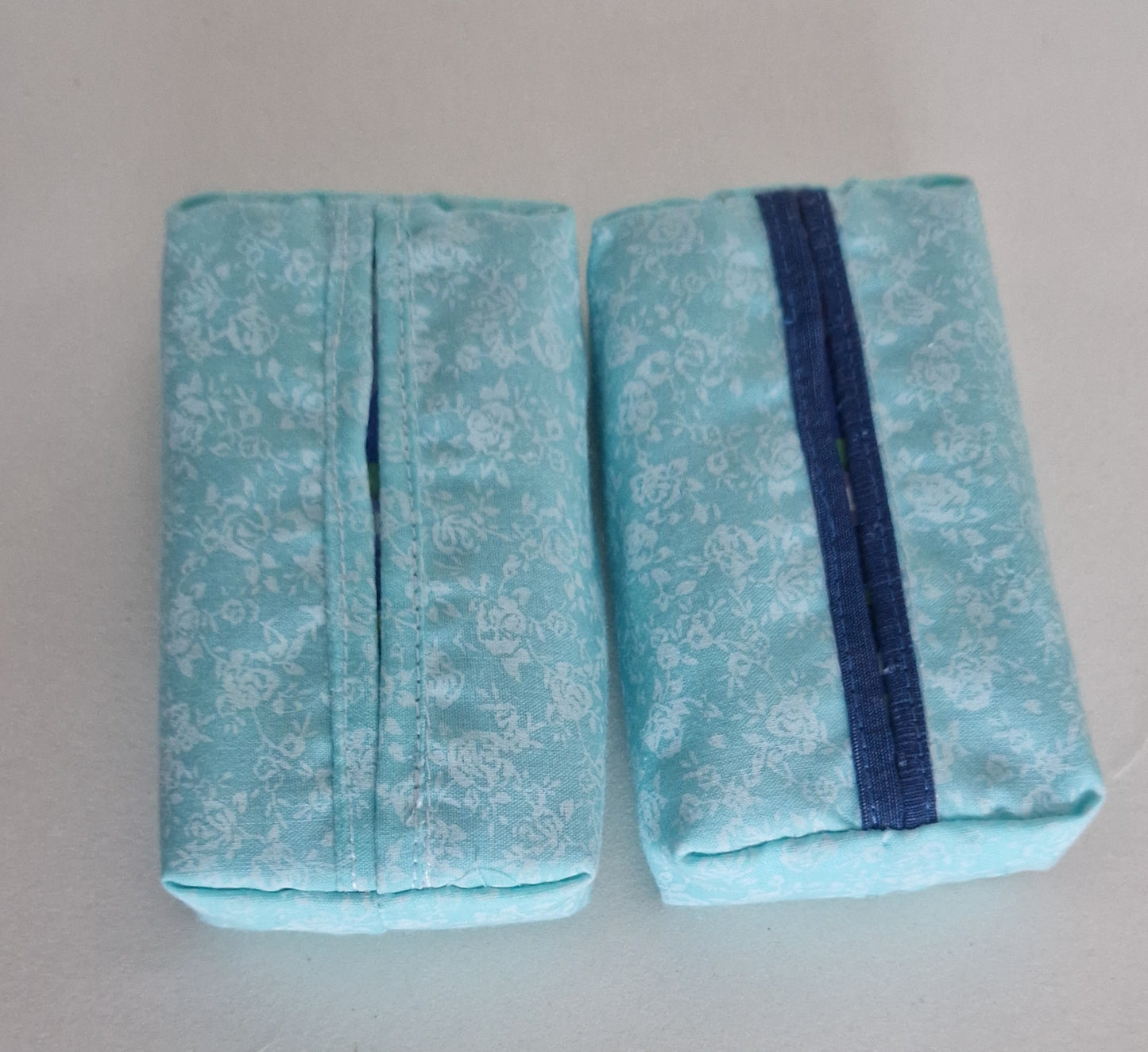 Tissue Holders - Pairs